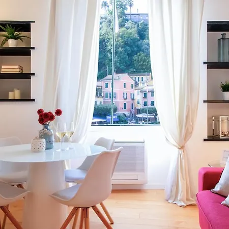 아파트 Wanderlust By Portofinohomes *