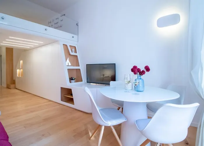 Wanderlust By Portofinohomes